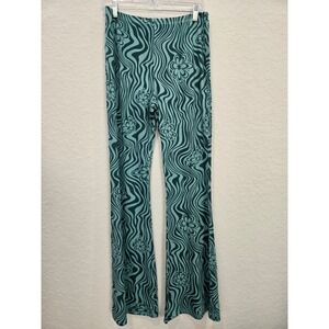 Full Tilt XL Floral Wave Pattern Flare Leggings Trendy Groovy‎ Funky